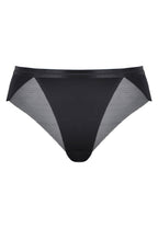 Voorzijde productafbeelding slip met mesh detail in de kleur zwart van het merk Naturana 