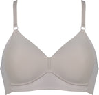 Voorzijde side smoother bh in de kleur beige van het merk Naturana