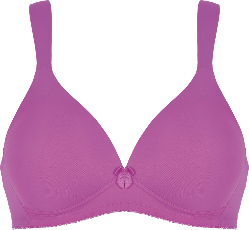 Voorzijde van soft bh met brede bandjes in de kleur purple orchid van het merk Naturana