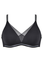 Voorzijde productafbeelding soft bh met mesh detail in de kleur zwart van het merk Naturana