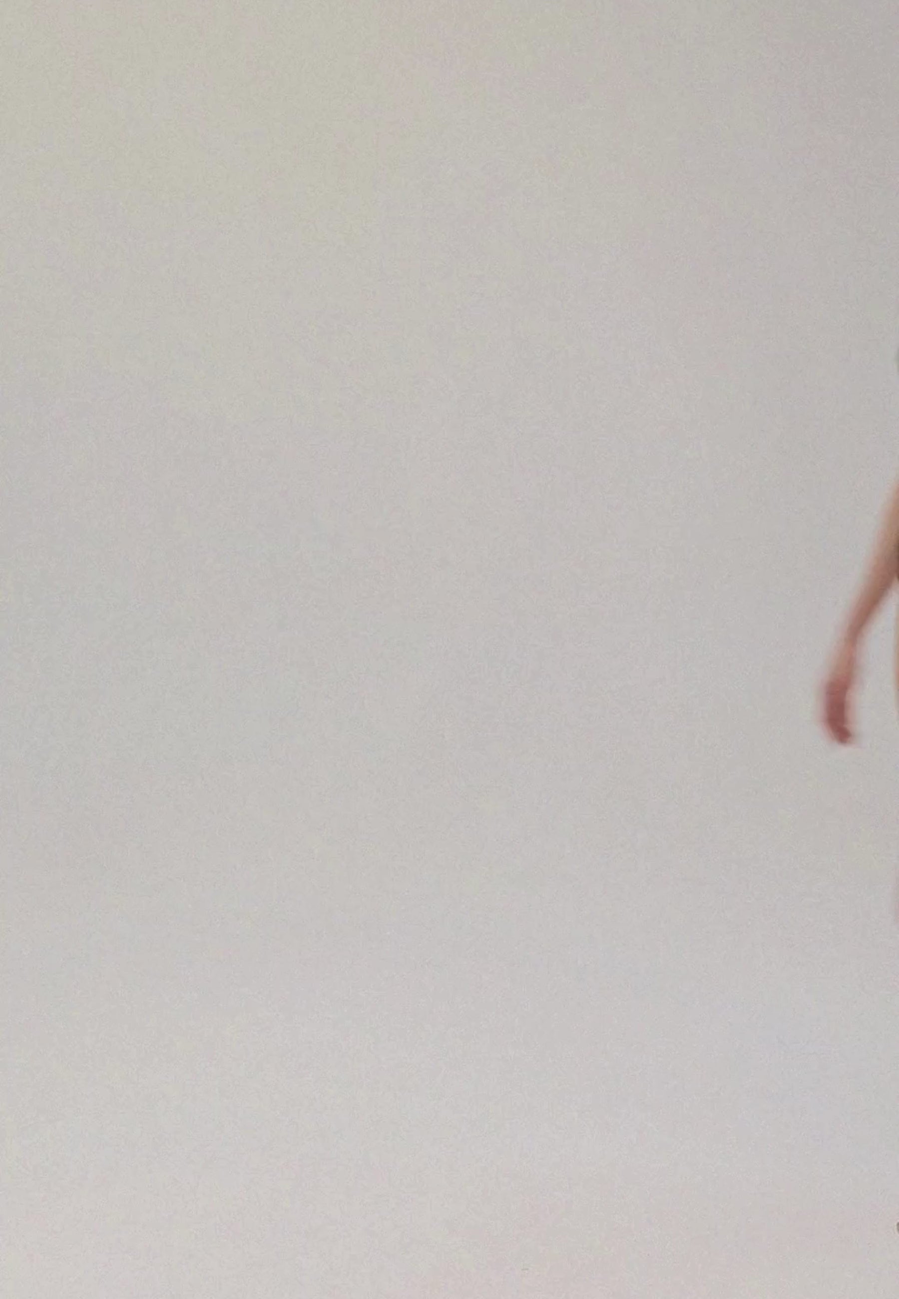 Video van vrouw die de lambada prothese bh en slip in de kleur zwart van het merk Megami draagt