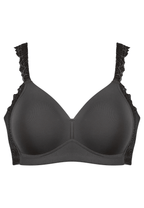 Voorzijde productafbeelding side smoother bh met gerecycled kant in de kleur zwart van het merk Naturana 