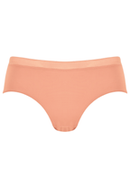 Voorzijde productafbeelding slip met glansband in de kleur peach pink van het merk Naturana