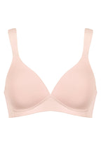 Voorzijde productafbeelding soft bh met brede bandjes in de kleur blush van het merk Naturana