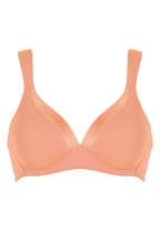 Voorzijde productafbeelding soft bh met glansband in de kleur peach pink van het merk Naturana
